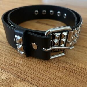 Hot Topic Black Studded Belt